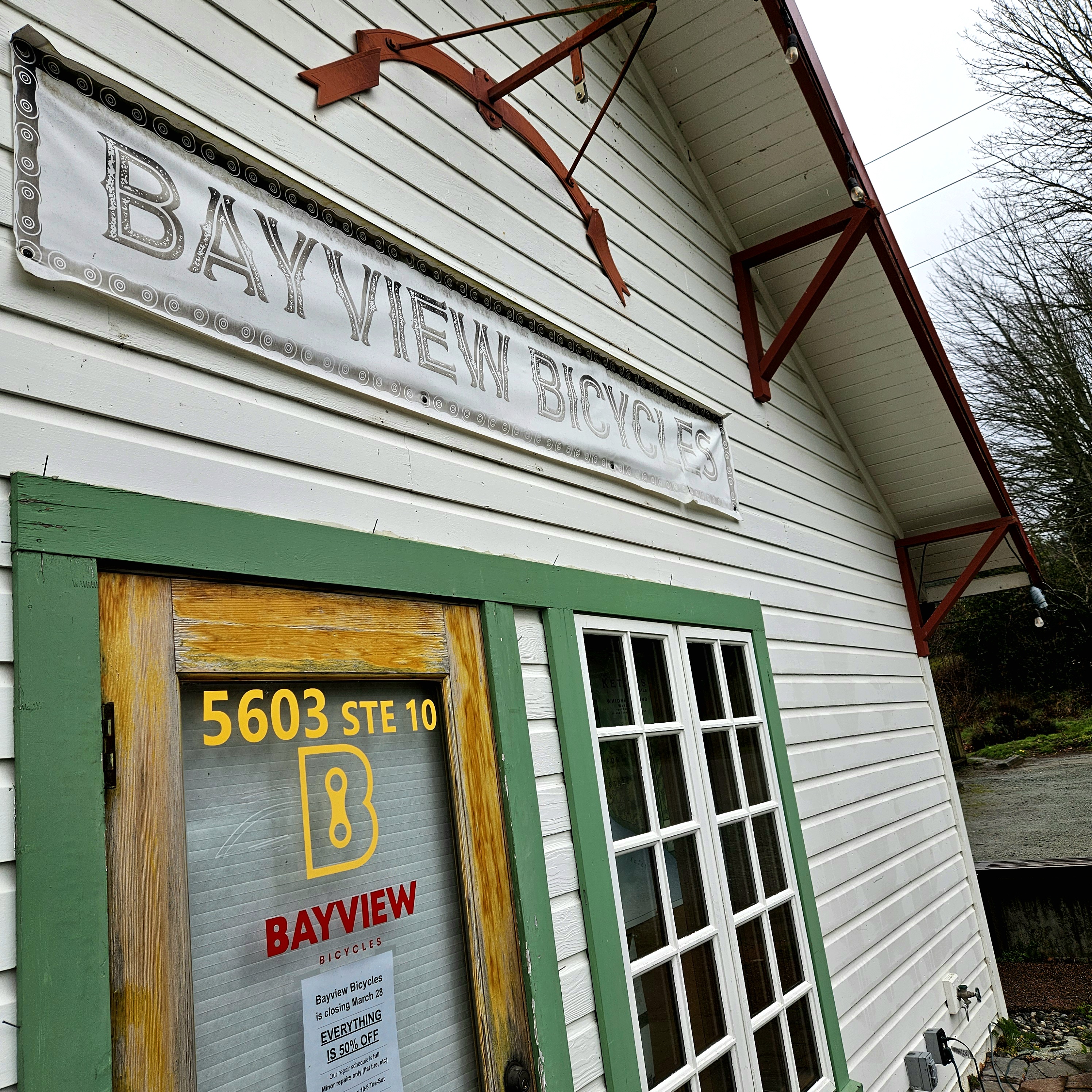 bayview bikes at Bayview Cash Store